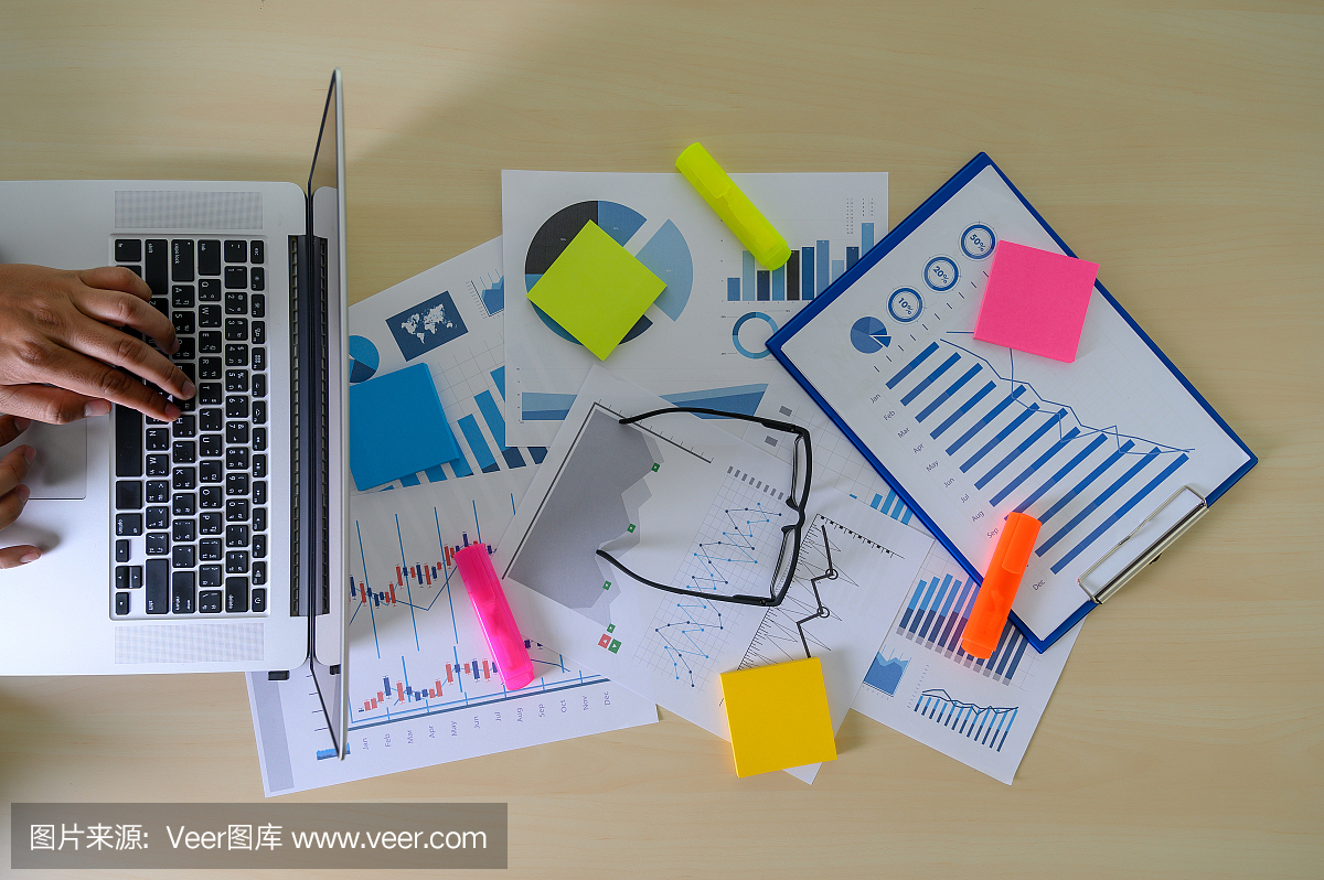 研究股票市場圖表分析論文頭腦風(fēng)暴會議研究